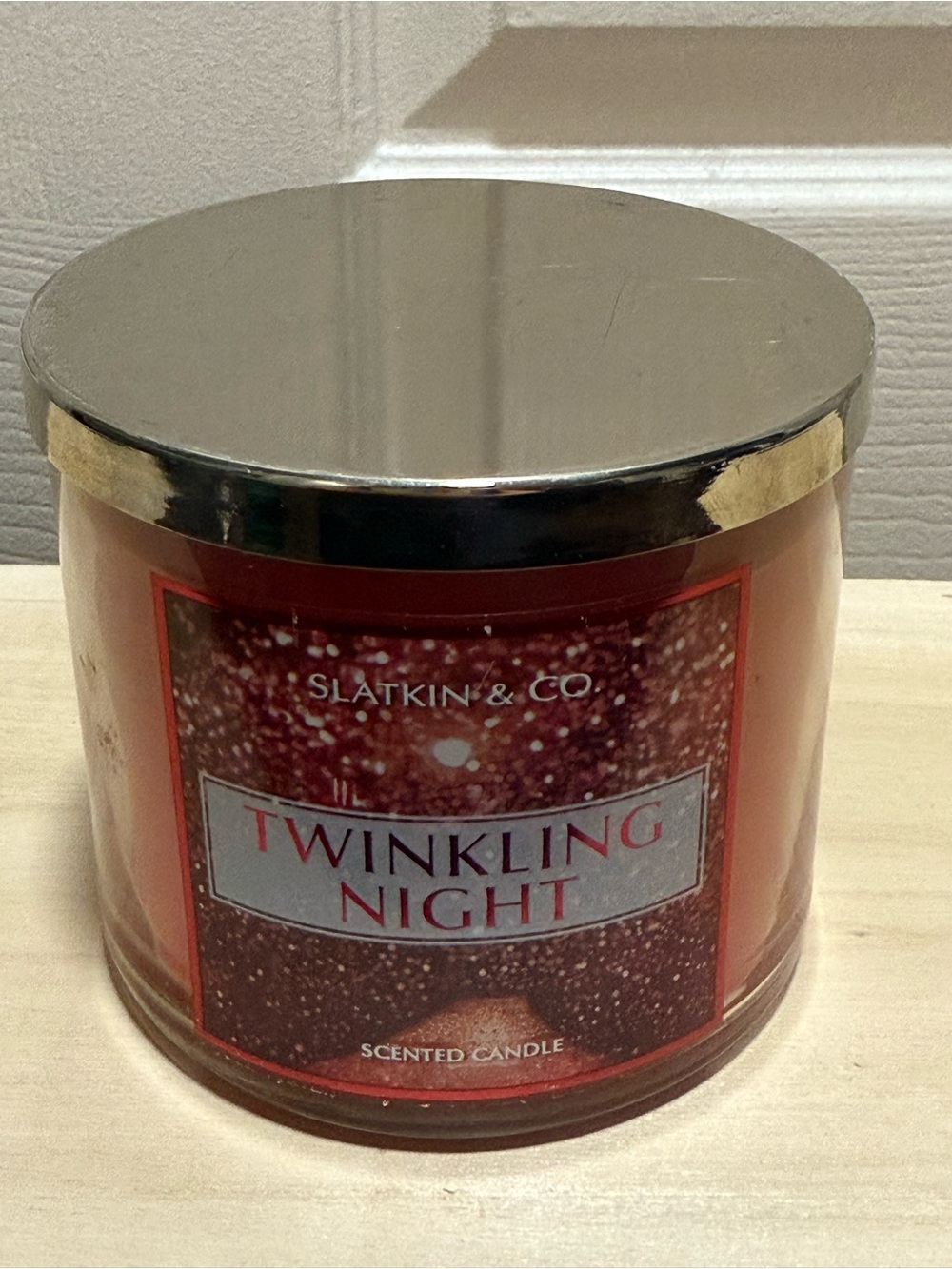 Slatkin & Co. Twinkling Night Scented Candle - Red